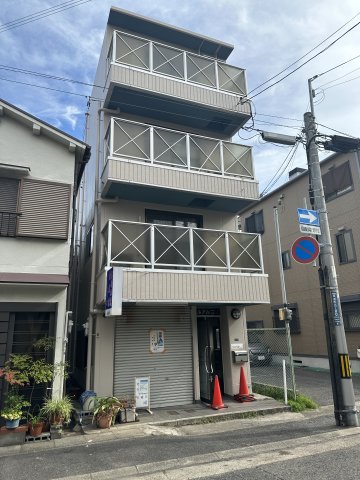 建物外観　外観は落ち着いています