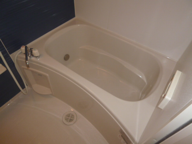 バス・シャワールーム　追い焚きバス