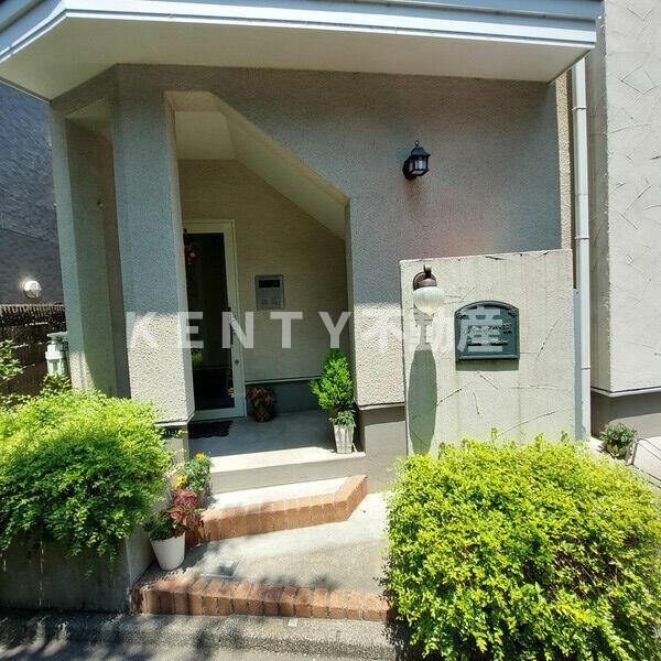 エントランス　毎日通るエントランスはこのようになっています