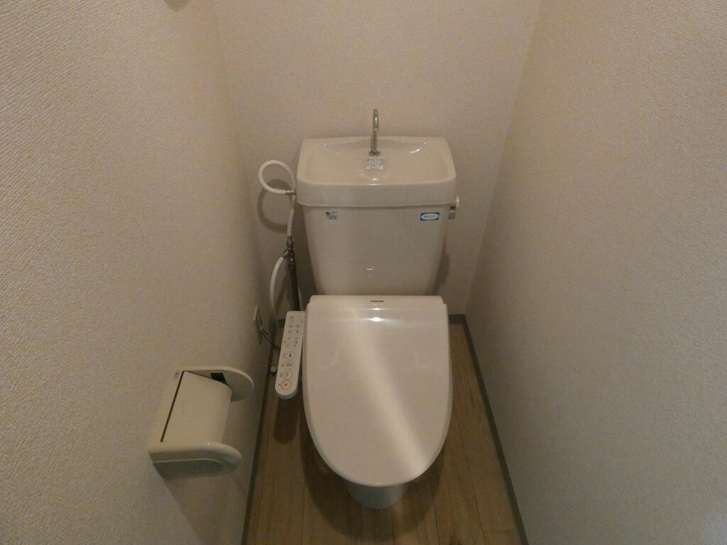 トイレ　参考写真