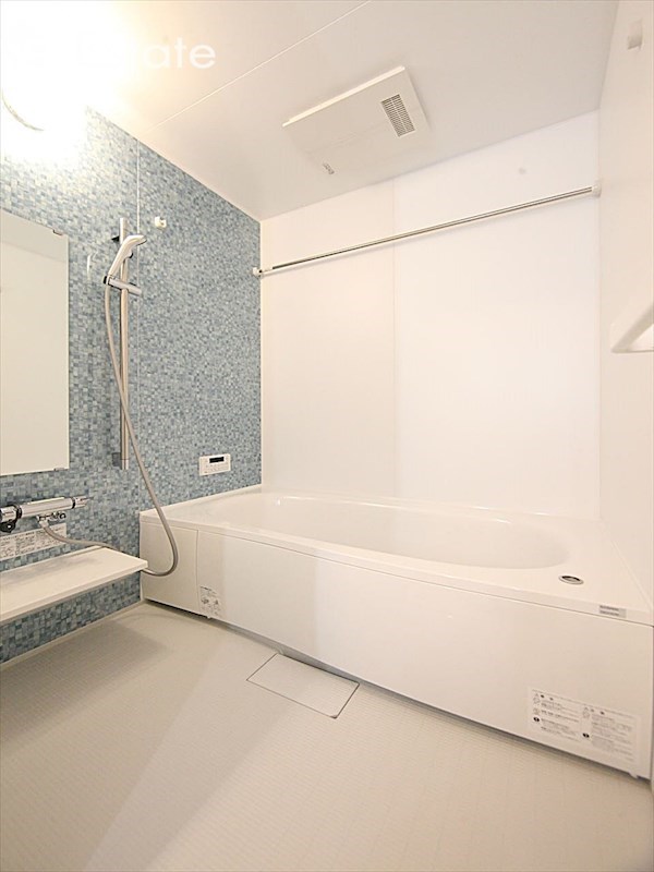 バス・シャワールーム　バスルーム