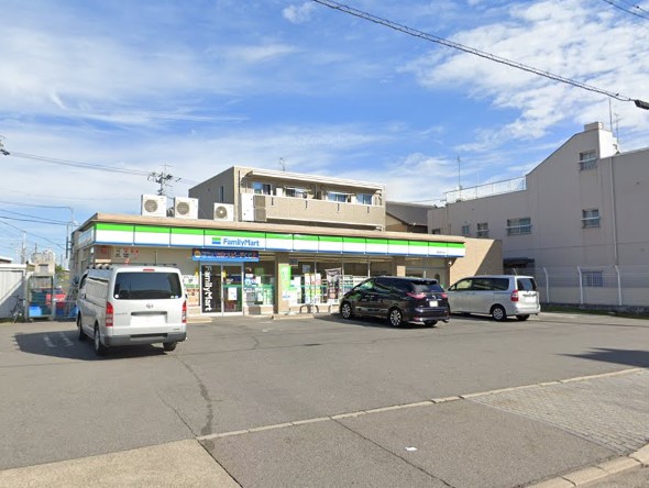 コンビニ　ファミリーマート 熱田野立町店（コンビニ）まで481m