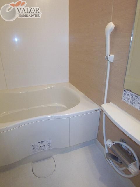 バス・シャワールーム　バス