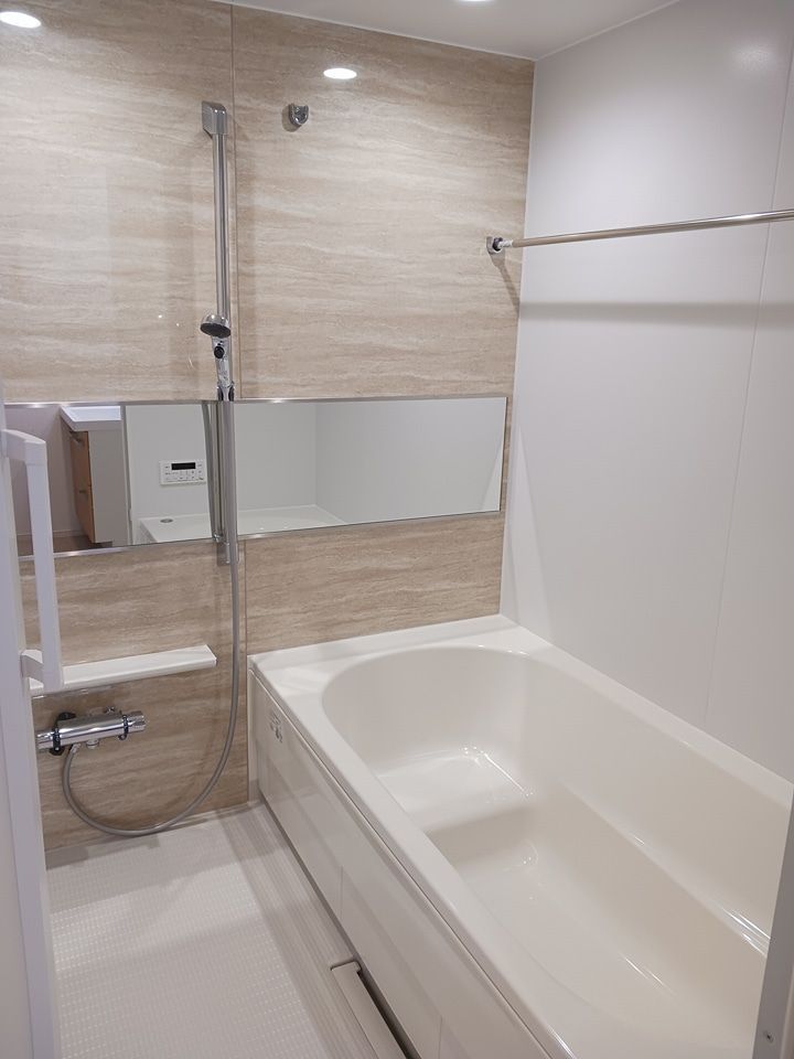 バス・シャワールーム