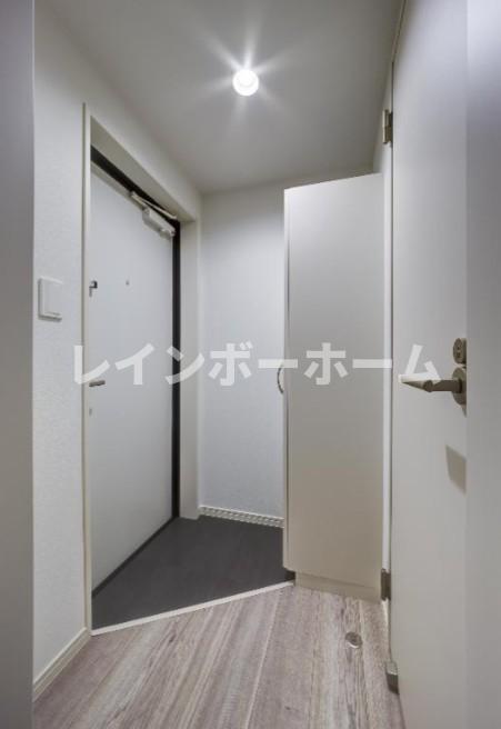 玄関　明るい玄関です