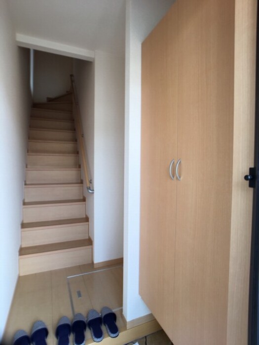 収納　シューズボックス