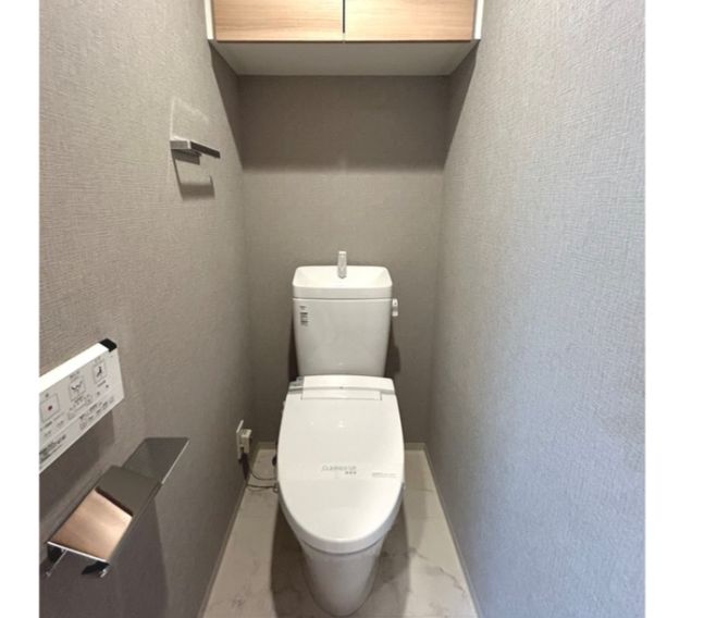 トイレ　落ち着いたトイレです