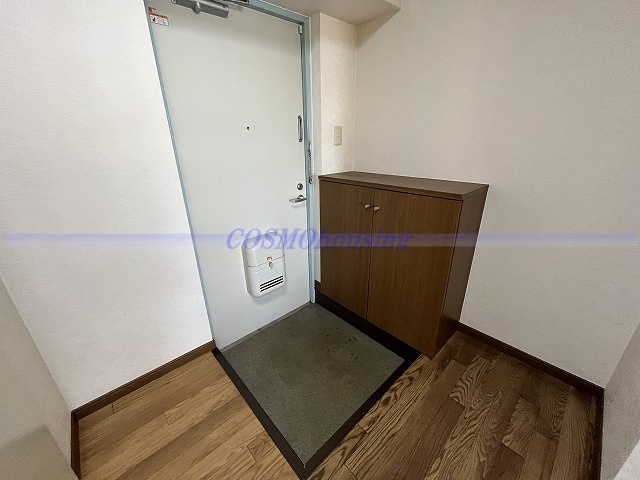 玄関　シューズボックス有り同じタイプの部屋写真