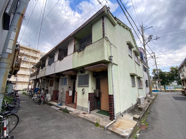 建物外観　落ち着いた雰囲気の外観です