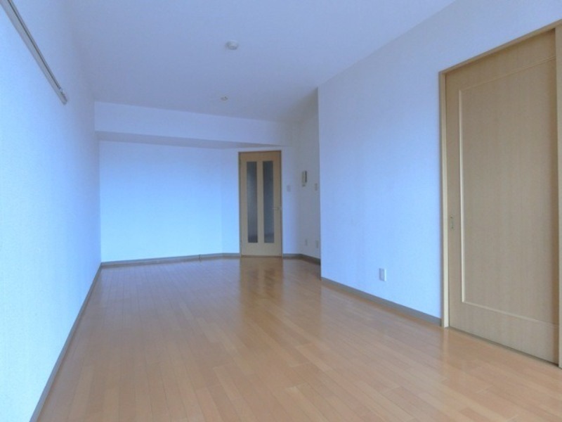 居室・リビング　図面と現状に相違がある場合には現状を優先