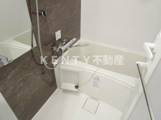 バス・シャワールーム　日々の疲れを癒すお風呂付です