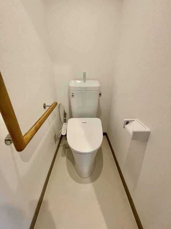 トイレ　温水洗浄便座☆トイレ新品です♪
