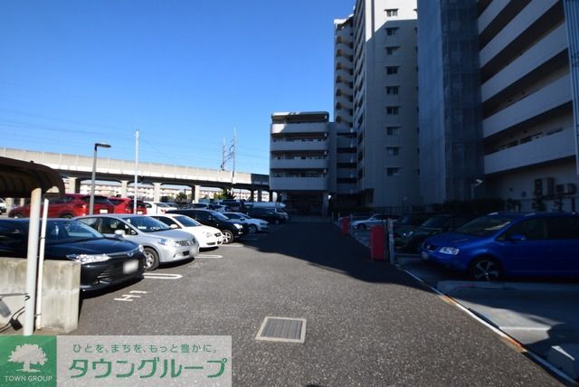駐車場　敷地内駐車場