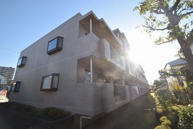 建物外観　日当たり良好の大型マンションです！