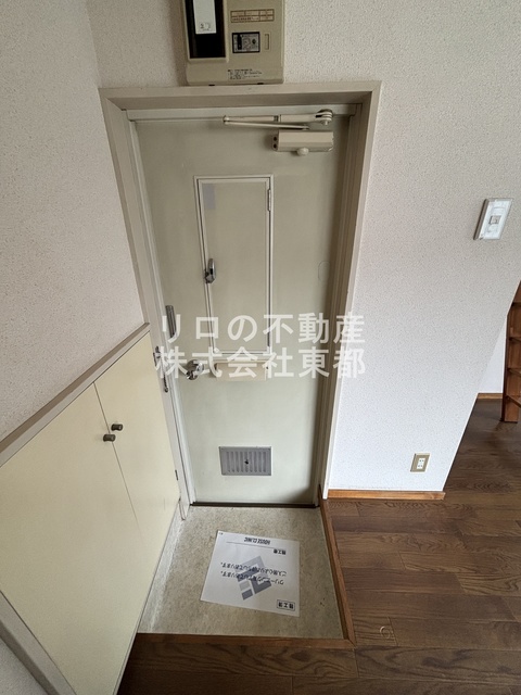 玄関　すっきりシンプルな玄関スペースです！