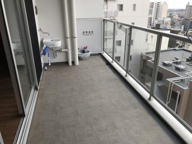 バルコニー