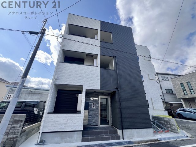 建物外観　安心のオートロック付き♪