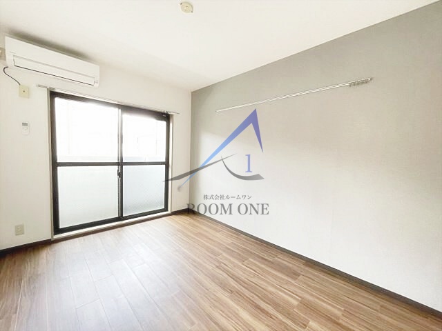 居室・リビング　洋室のお部屋です。