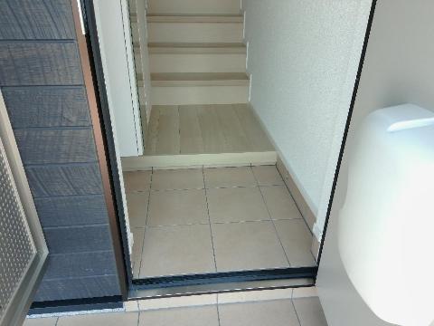 玄関　玄関（イメージ）