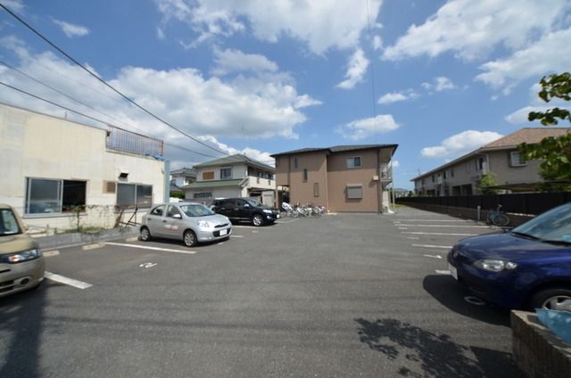 その他共有部分　♪敷地内駐車場♪