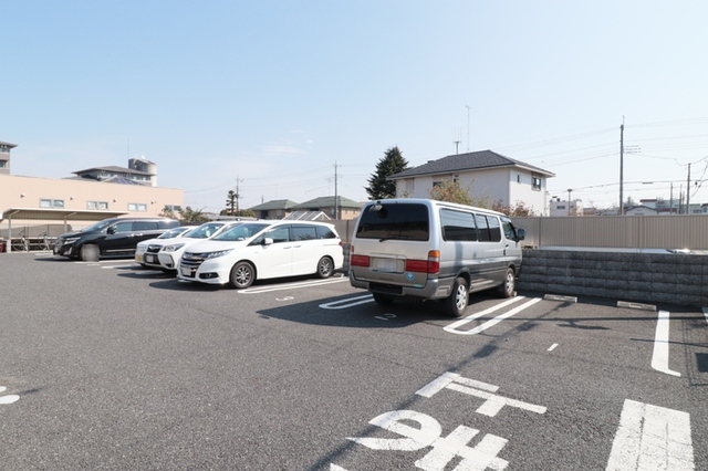 駐車場　駐車場