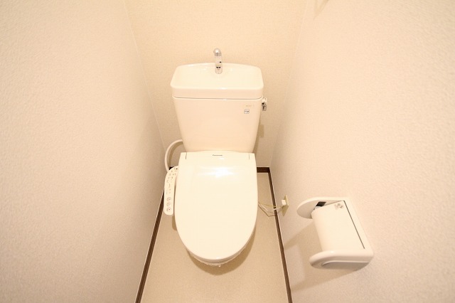 トイレ　ゆったりとした空間のトイレです