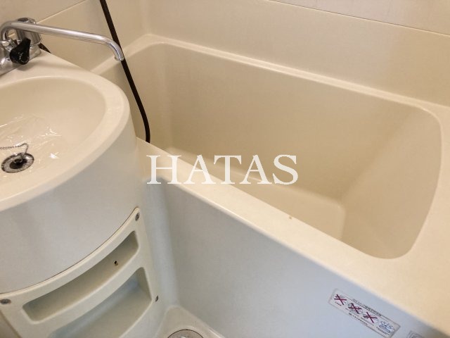 バス・シャワールーム　同物件別部屋です。