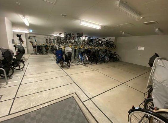 駐車場　駐車場