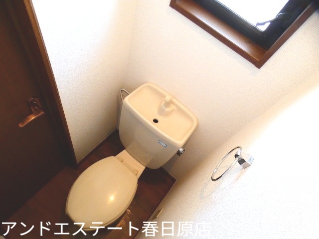 トイレ　窓あり（換気良好）