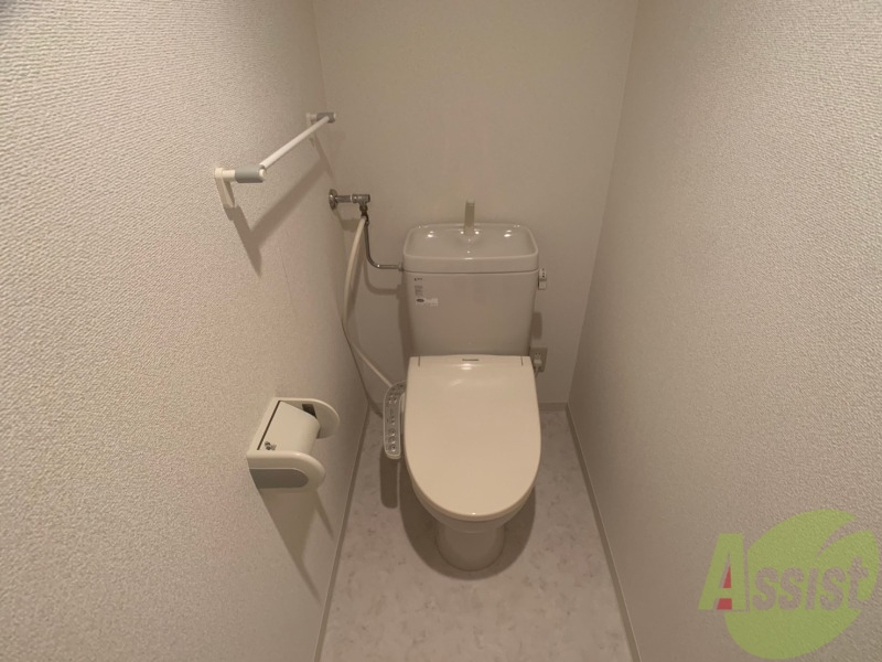 トイレ　トイレです。ウォシュレット付を探している方、おすすめです。