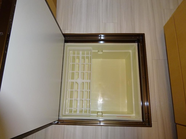 収納　床下収納