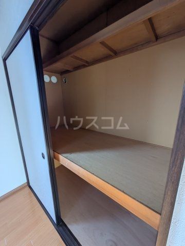 ウエイブメゾン Bの内装写真