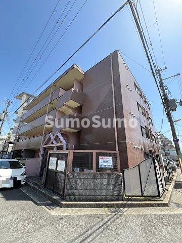 建物外観　落ち着いた雰囲気の外観です