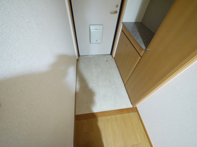 玄関　収納もある玄関です