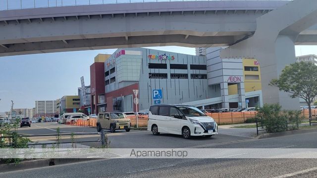 ショッピングセンター　イオンモール香椎浜（ショッピングセンター）まで415m