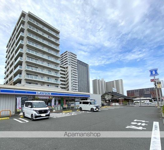 コンビニ　ローソン（コンビニ）まで357m