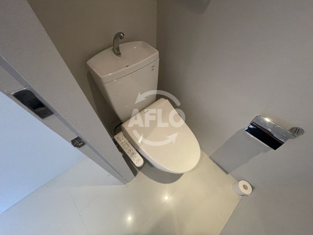 トイレ　匠空KYOMACHIBORI　温水暖房便座