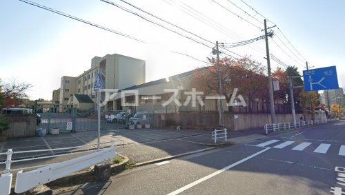 中学校　神戸市立長坂中学校（中学校）まで562m