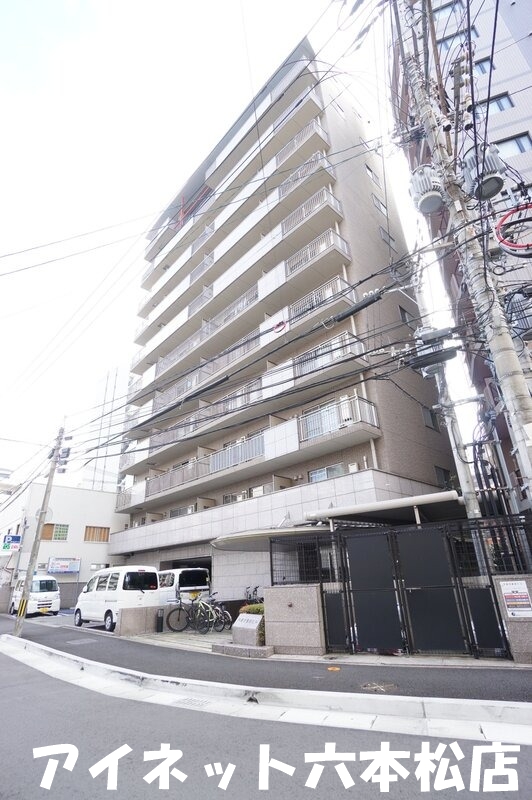 建物外観　人気の角部屋1LDK物件です。