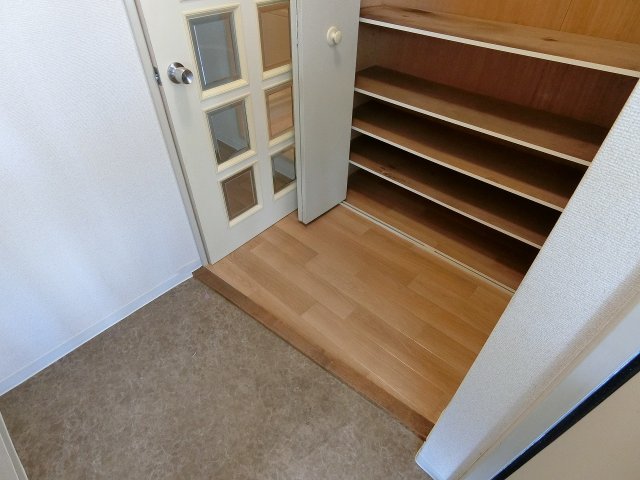 玄関　別号室参考写真