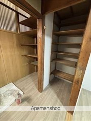 南海本線 忠岡駅 徒歩5分 2階建 築63年の内装写真