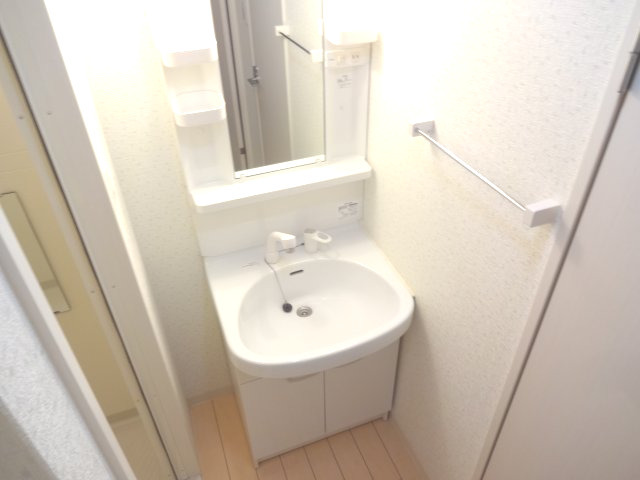 洗面設備　シャンプードレッサー付き