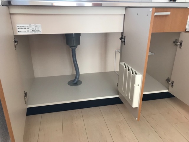 収納　掲載写真は同型モデルを掲載しており実際のお部屋と仕様等が異な