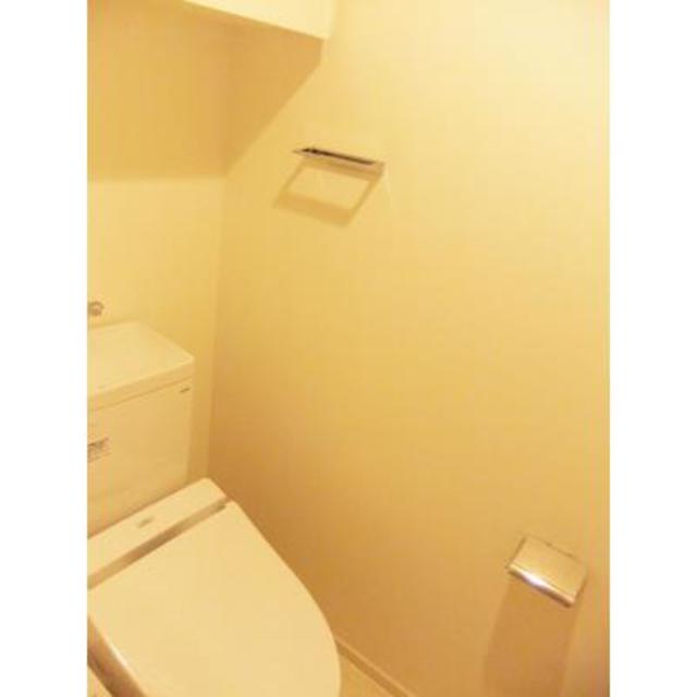 トイレ　※写真は同タイプ住戸です。