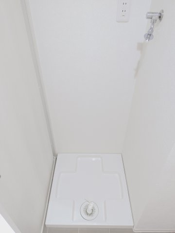 その他　室内洗濯機置場です