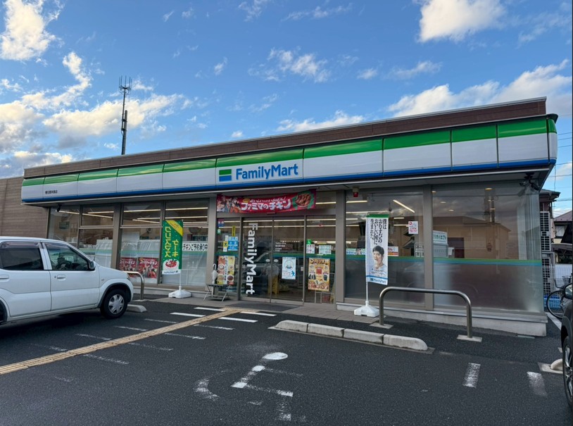 コンビニ　ファミリーマート春日部米島店（コンビニ）まで515m