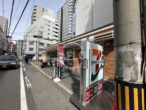 コンビニ　セブンイレブン 大阪上汐3丁目店（コンビニ）まで335m