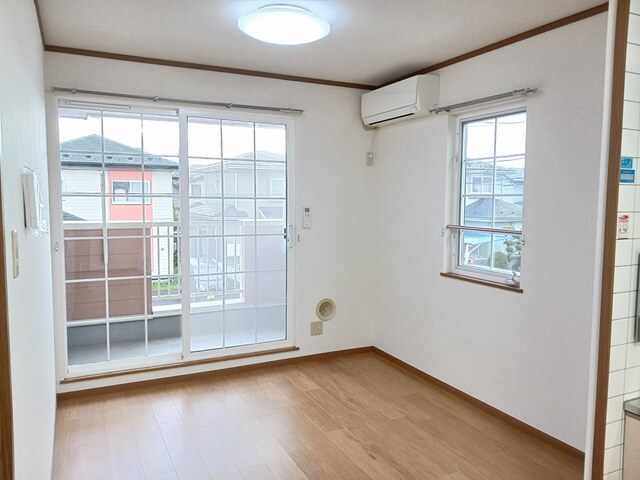 居室・リビング　南向きの角部屋