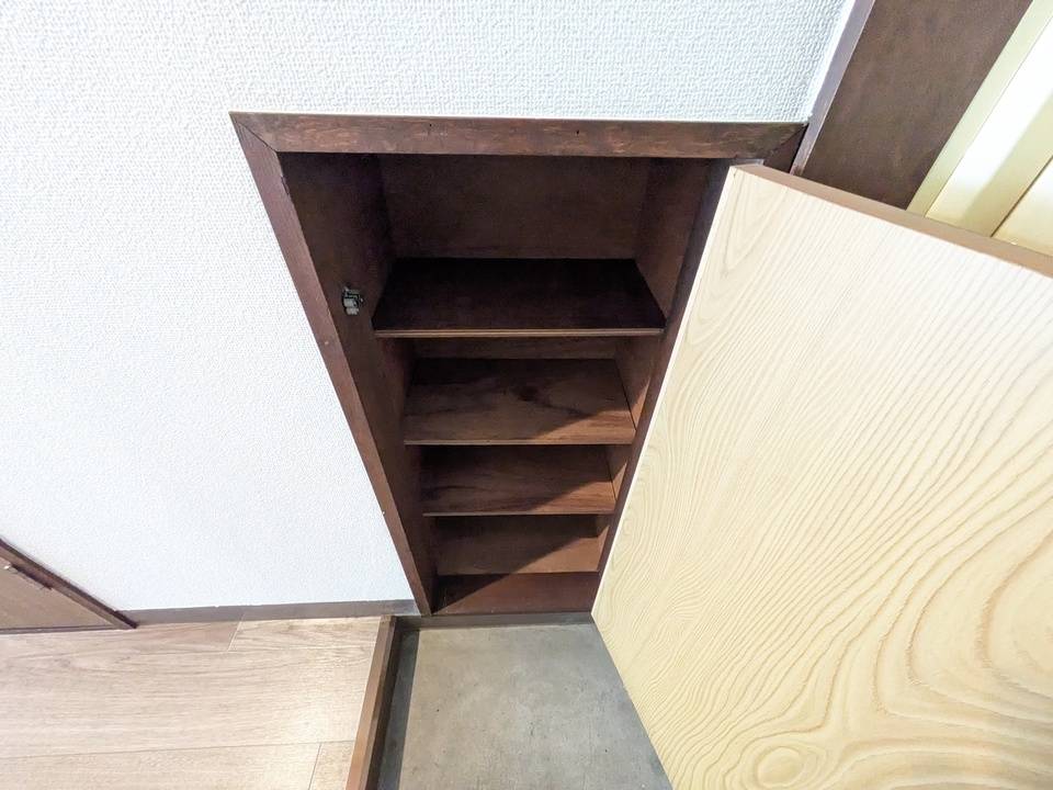 収納　シューズボックス