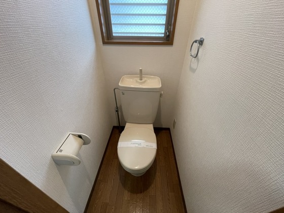 トイレ　※別部屋の写真です